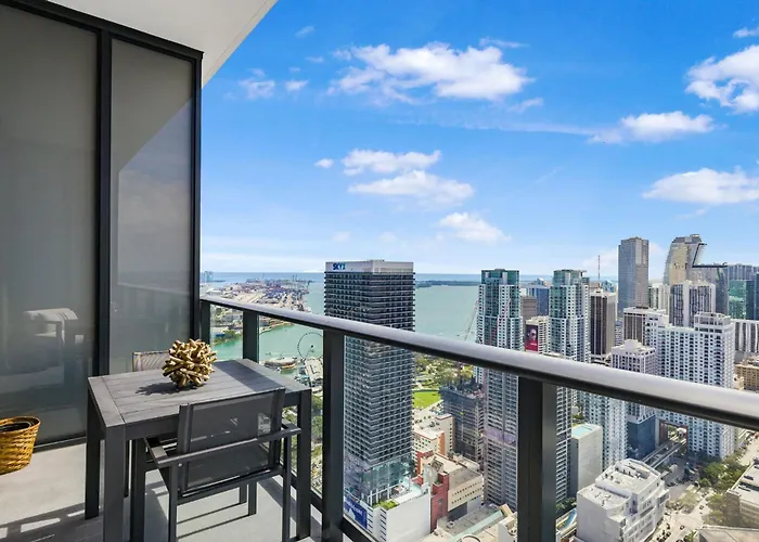 Luxury Studio With Stunning City Views