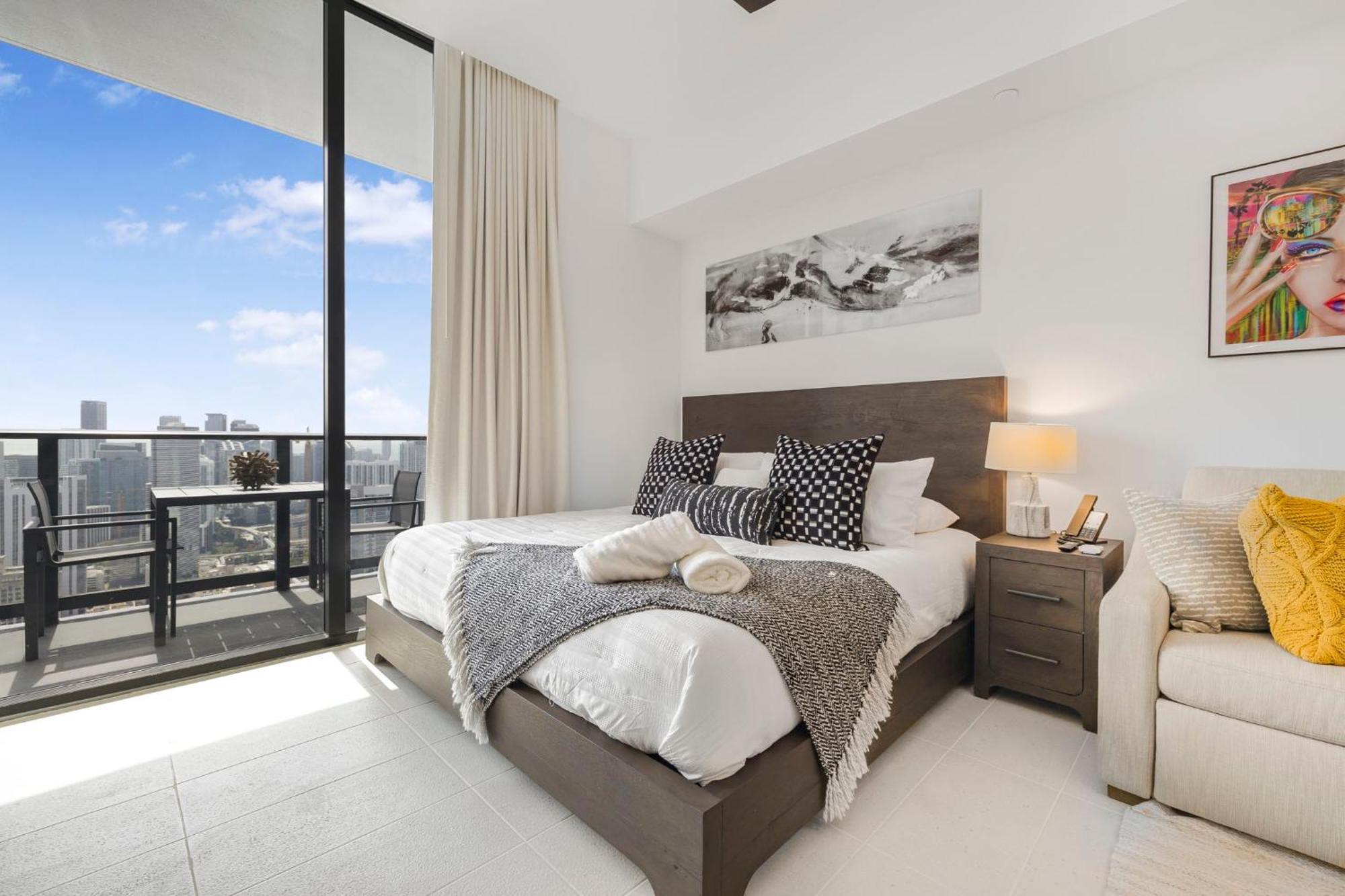 Luxury With Stunning Views Apartment Miami